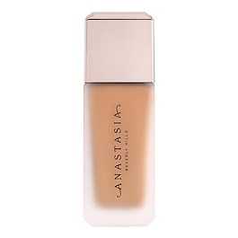 Impeccable Blurring Second-Skin Matte Foundation - Make-up image